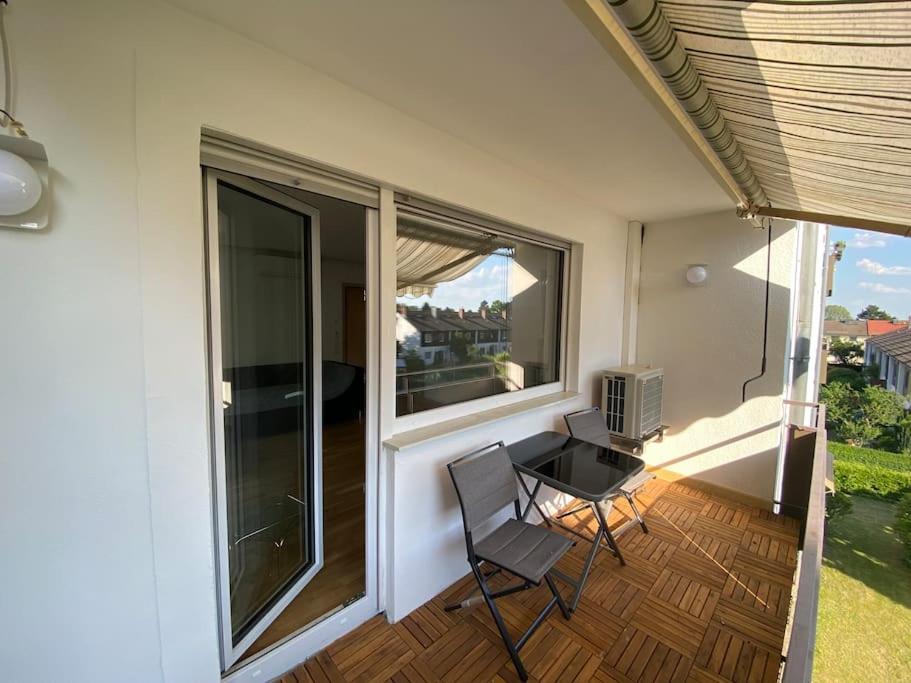 הופהיים אם טאונוס Luxury Apartment With Air Conditioning & Jaccuzzi Near Frankfurt Wiesbaden מראה חיצוני תמונה